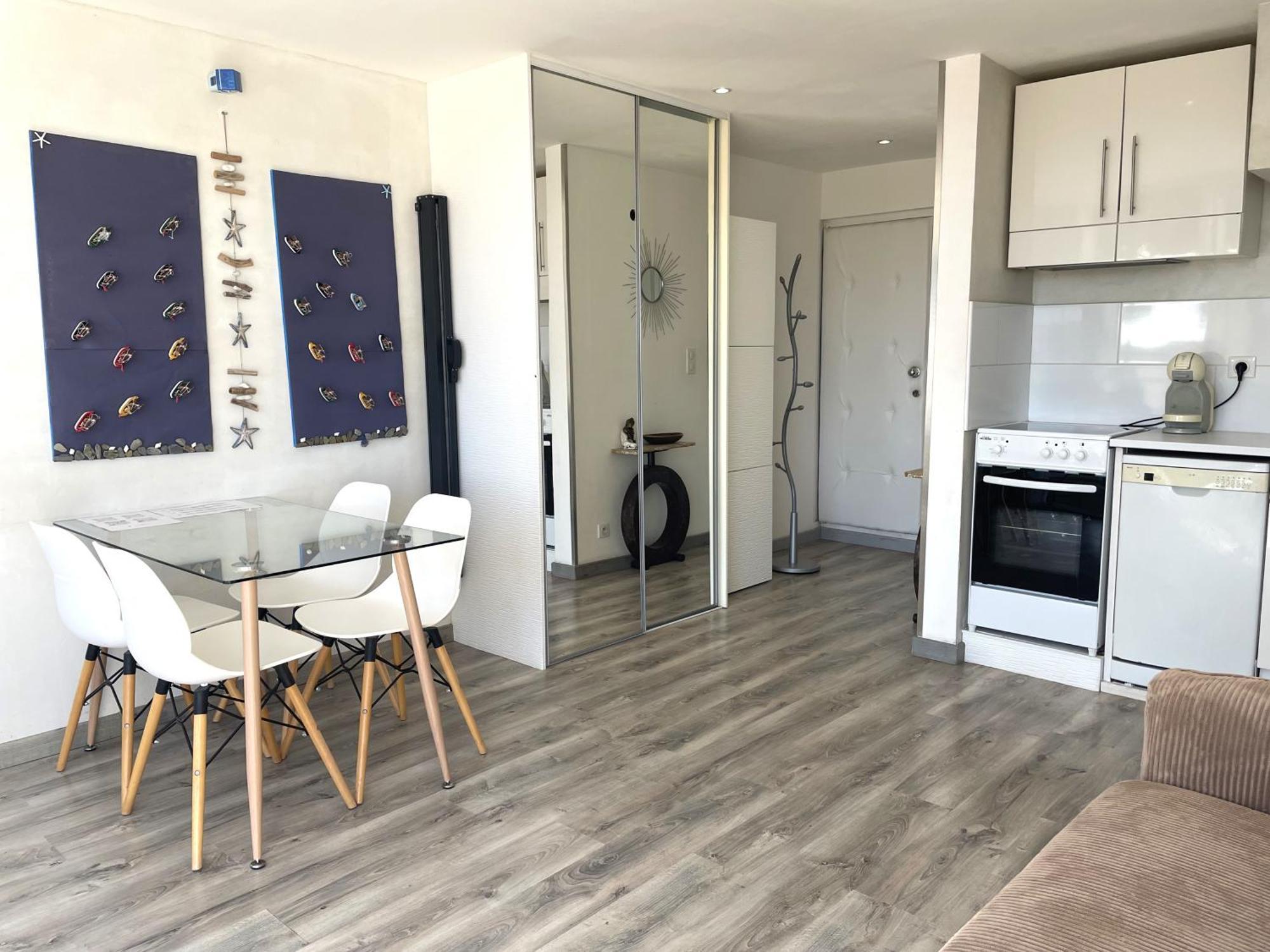 Tusquets - Apartamento Con Vistas Al Mar Кадакес Екстериор снимка